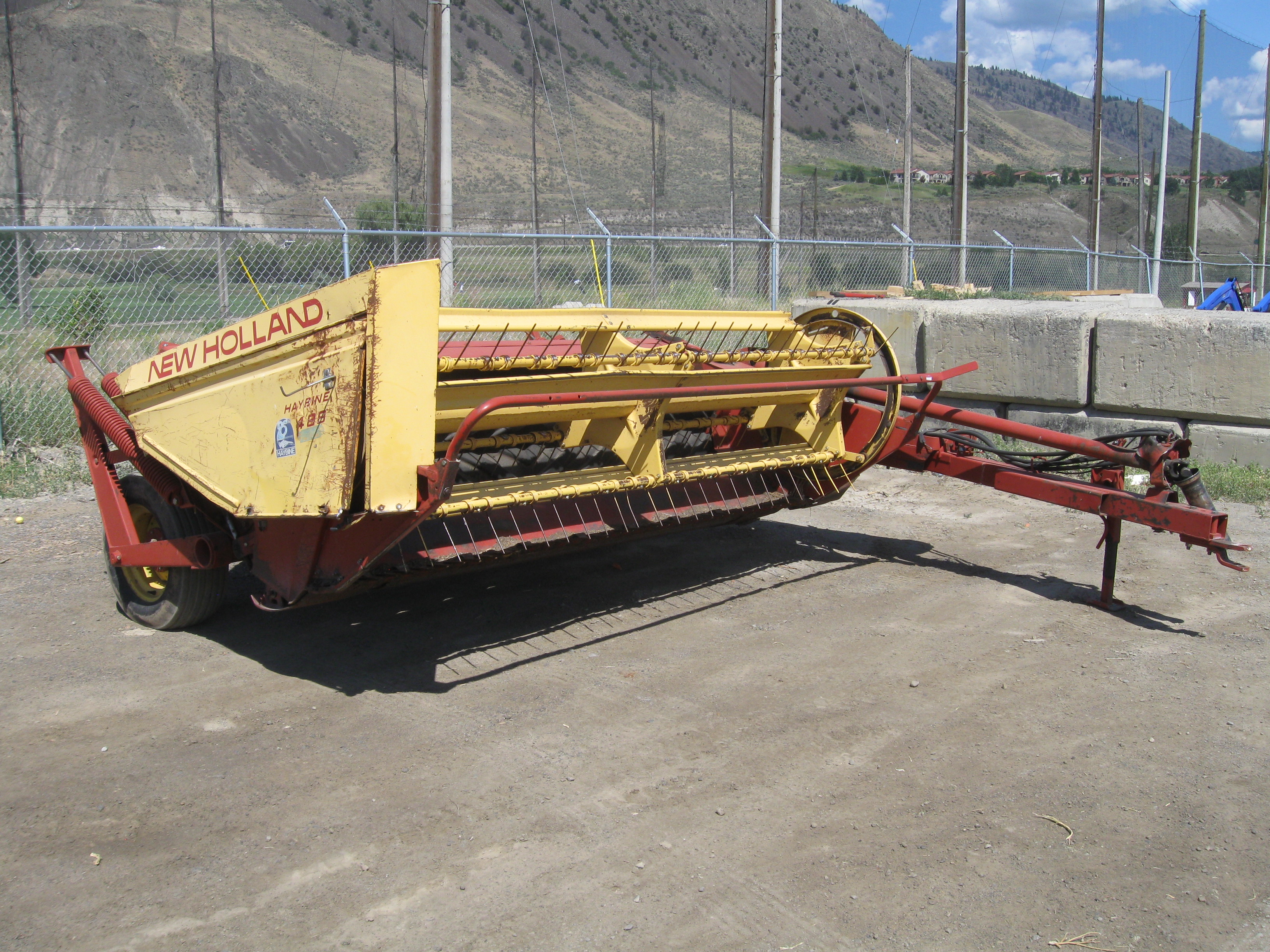 1990 New Holland 488 Mower Conditioner