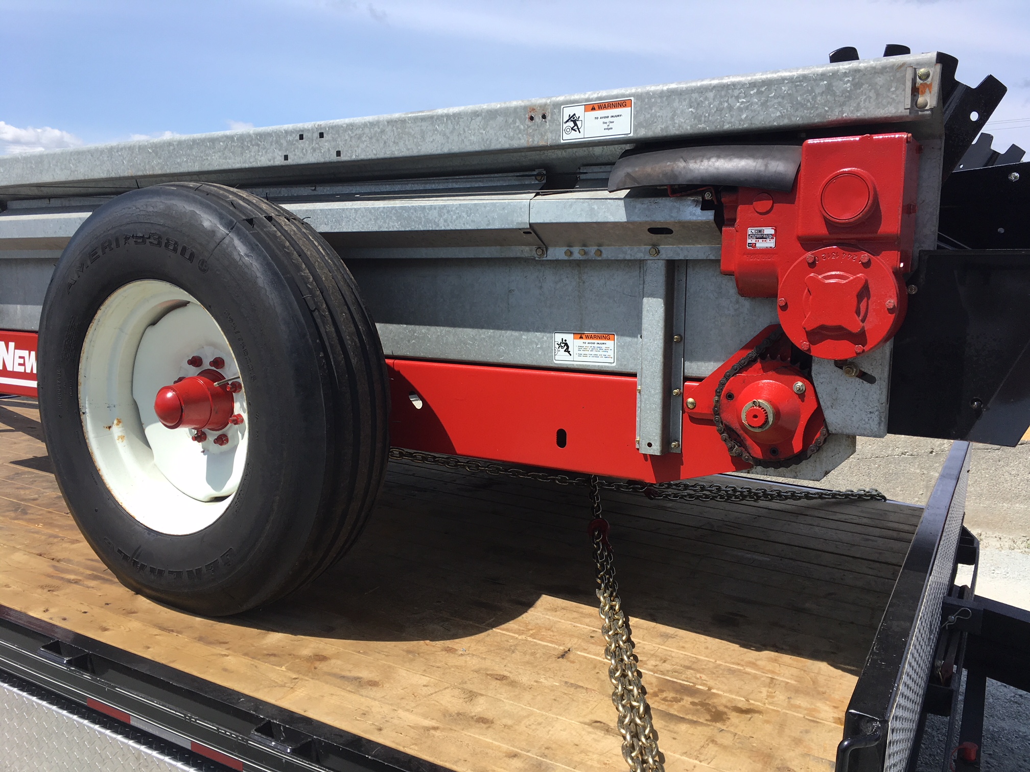 New Idea 3715 Manure Spreader for sale in Abbotsford, BC | IronSearch