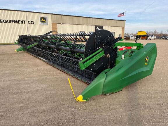 2023 John Deere HD40R Header Combine