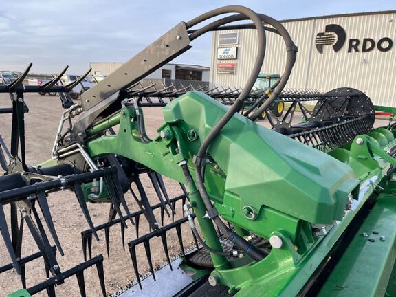 2023 John Deere HD40R Header Combine