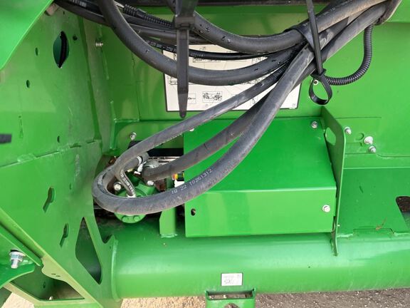 2023 John Deere HD40R Header Combine