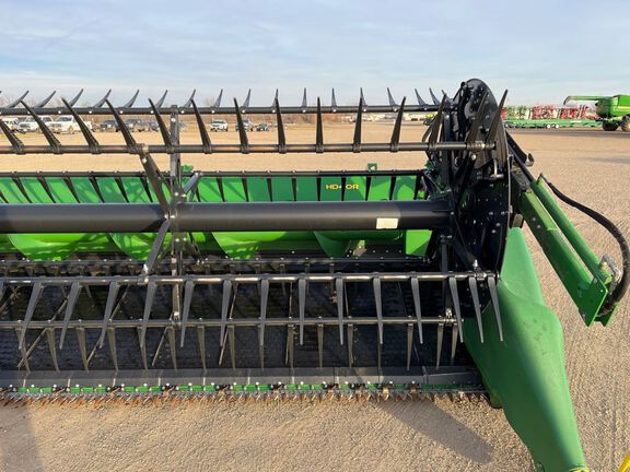 2023 John Deere HD40R Header Combine