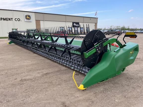 2023 John Deere RD45F Header Combine