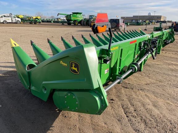 2023 John Deere C18R Header Corn Head