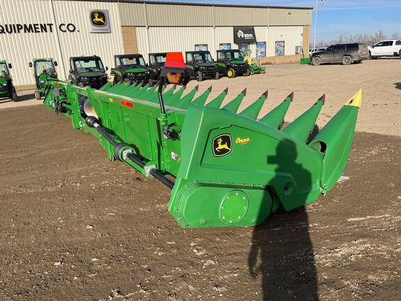 2023 John Deere C18R Header Corn Head