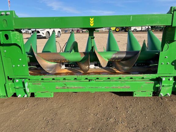 2023 John Deere C18R Header Corn Head