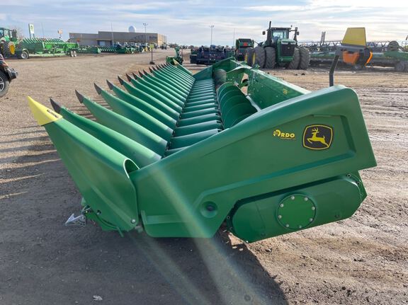 2023 John Deere C18R Header Corn Head