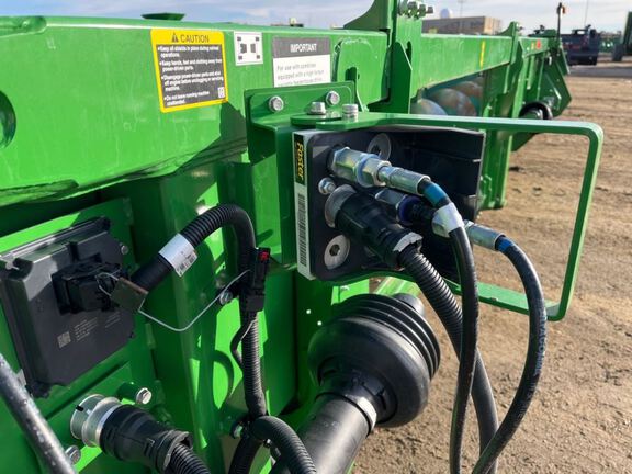 2023 John Deere C18R Header Corn Head