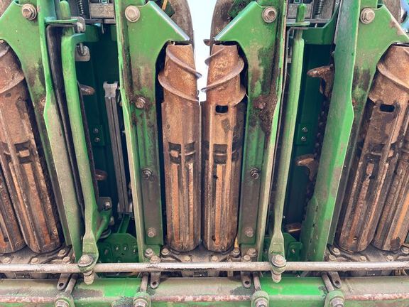 2023 John Deere C18R Header Corn Head