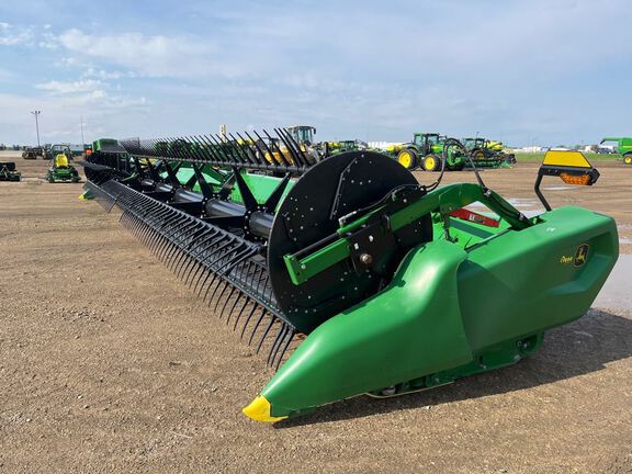 2023 John Deere RD45F Header Combine