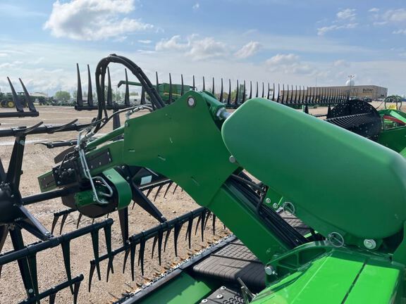 2023 John Deere RD45F Header Combine