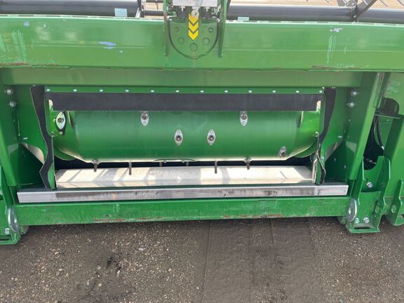 2023 John Deere RD45F Header Combine