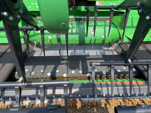 2023 John Deere RD45F Header Combine