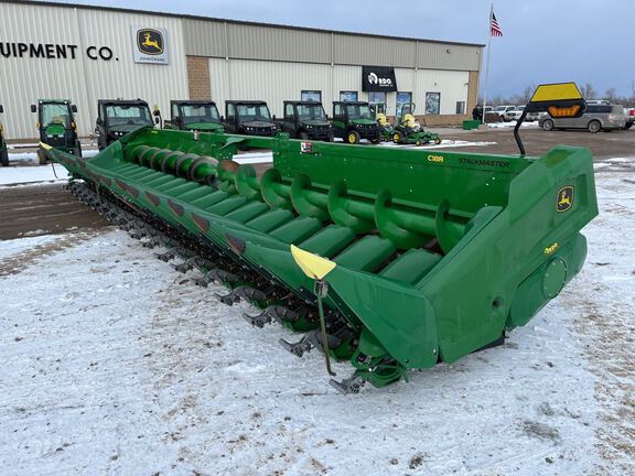 2023 John Deere C18R Header Corn Head