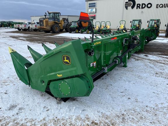 2023 John Deere C18R Header Corn Head