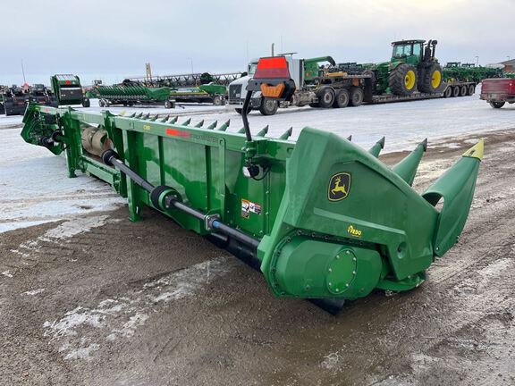 2023 John Deere C18R Header Corn Head