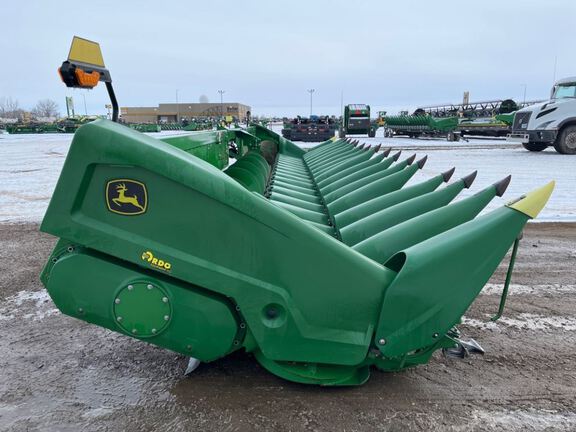 2023 John Deere C18R Header Corn Head