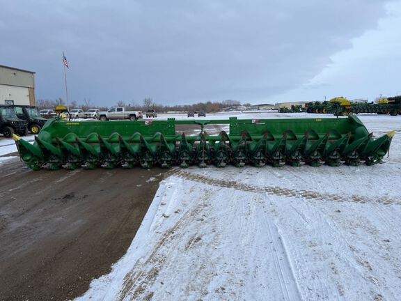 2023 John Deere C18R Header Corn Head