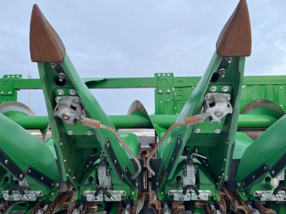 2023 John Deere C18R Header Corn Head