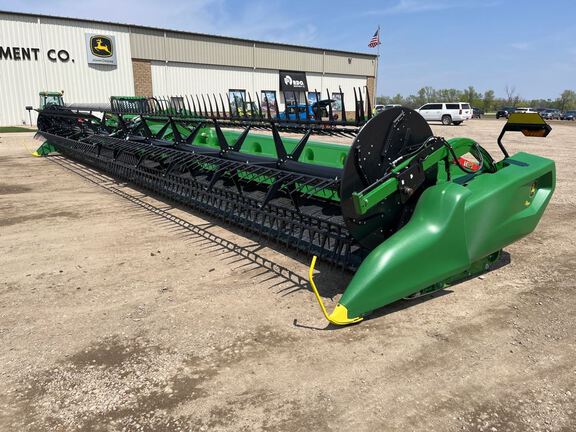 2023 John Deere RD45F Header Combine