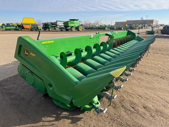 2023 John Deere C18R Header Corn Head