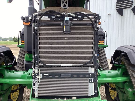 2022 John Deere 8RX 410 Tractor Rubber Track