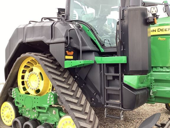 2022 John Deere 8RX 410 Tractor Rubber Track