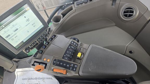 2022 John Deere 8RX 410 Tractor Rubber Track