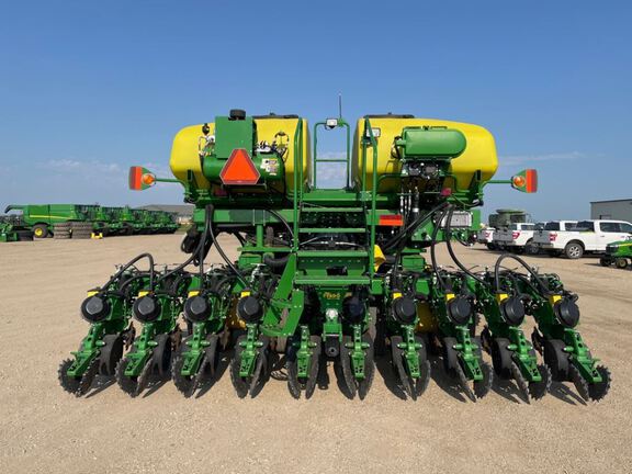 2022 John Deere DB60 Planter