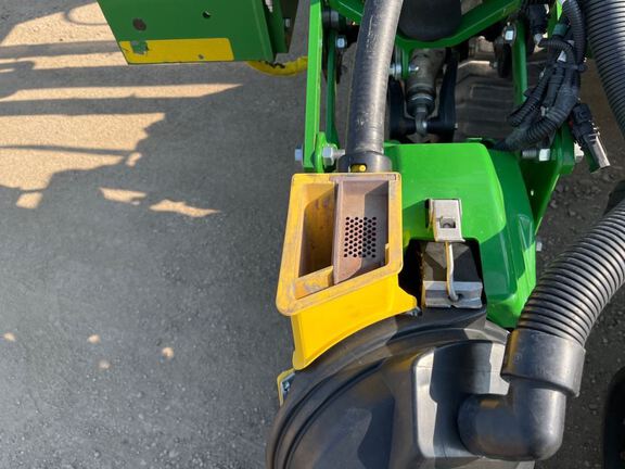 2022 John Deere DB60 Planter