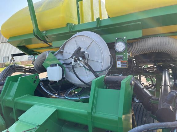 2022 John Deere DB60 Planter