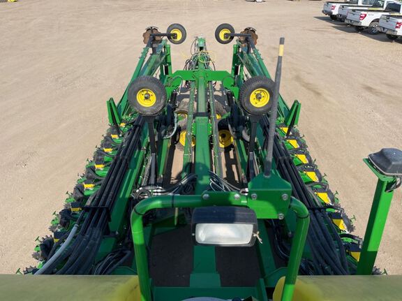 2022 John Deere DB60 Planter