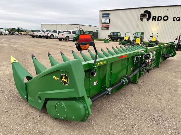 2023 John Deere C18R Header Corn Head