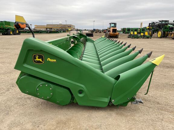 2023 John Deere C18R Header Corn Head