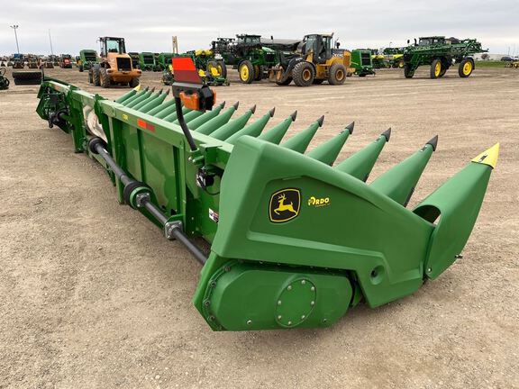 2023 John Deere C18R Header Corn Head