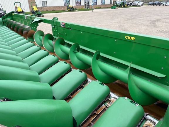 2023 John Deere C18R Header Corn Head