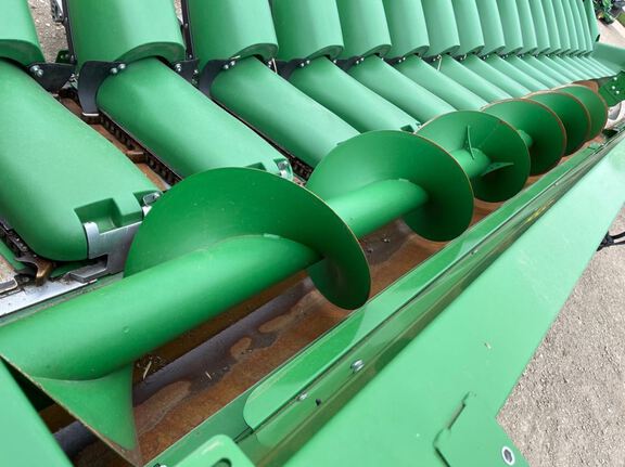 2023 John Deere C18R Header Corn Head