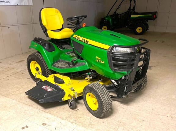 2015 John Deere X734 Garden Tractor