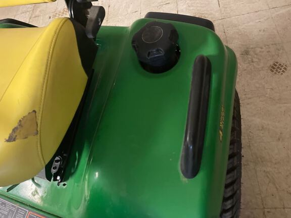 2015 John Deere X734 Garden Tractor