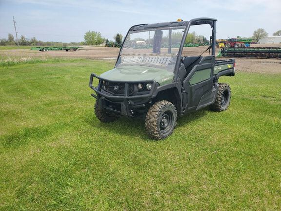 2022 John Deere XUV835M ATV