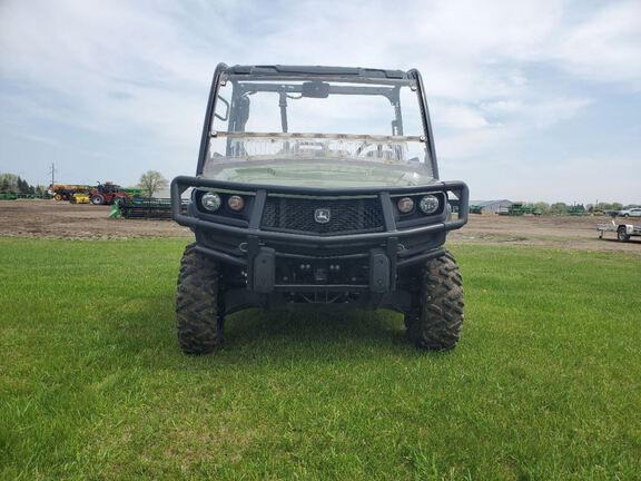 2022 John Deere XUV835M ATV