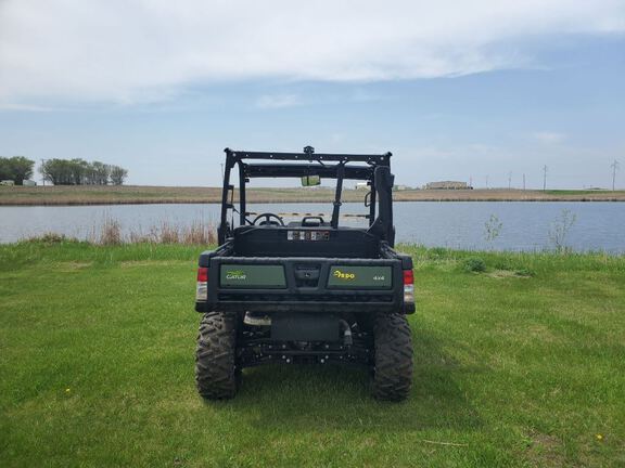 2022 John Deere XUV835M ATV