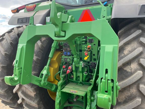 2023 John Deere 8R 410 Tractor