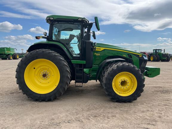 2023 John Deere 8R 410 Tractor