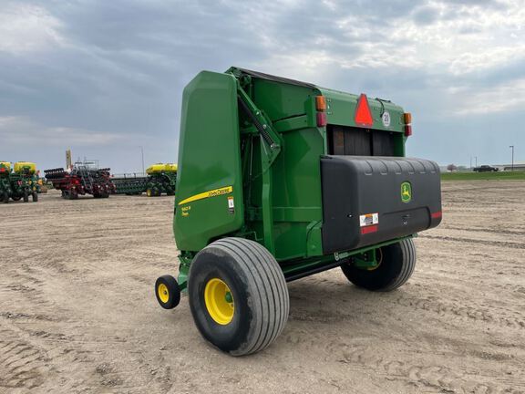 2021 John Deere 560R Baler/Round