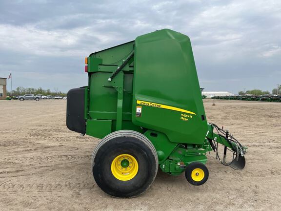 2021 John Deere 560R Baler/Round