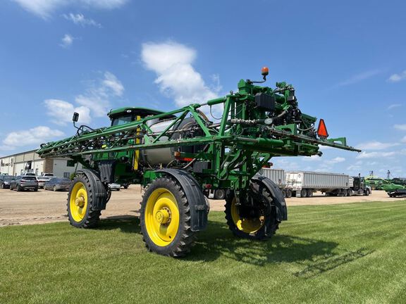 2014 John Deere R4038 Sprayer/High Clearance