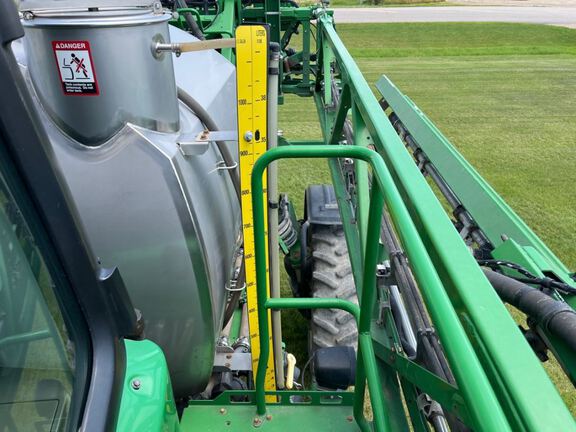 2014 John Deere R4038 Sprayer/High Clearance