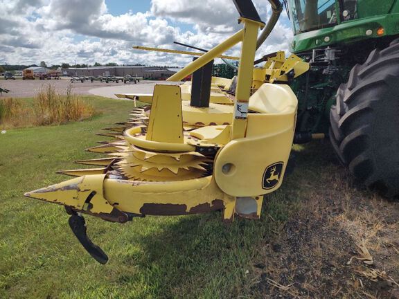 2018 John Deere 770 Header RowCrop