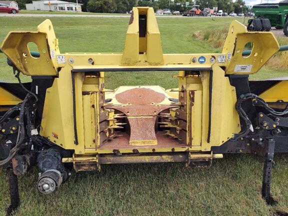 2018 John Deere 770 Header RowCrop